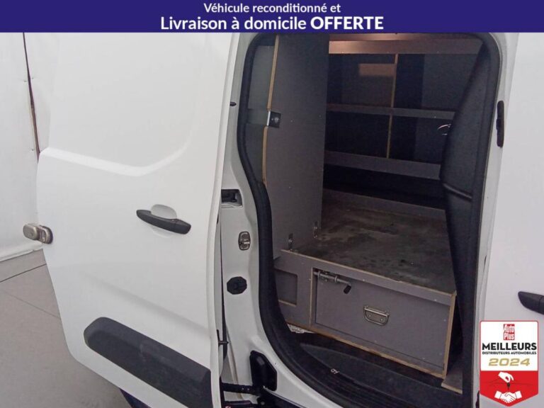 Citroën Berlingo VAN M 1000 ESSENCE 130 EAT8 CLUB +GPS +Ra - Image 16 (July 7, 2026)