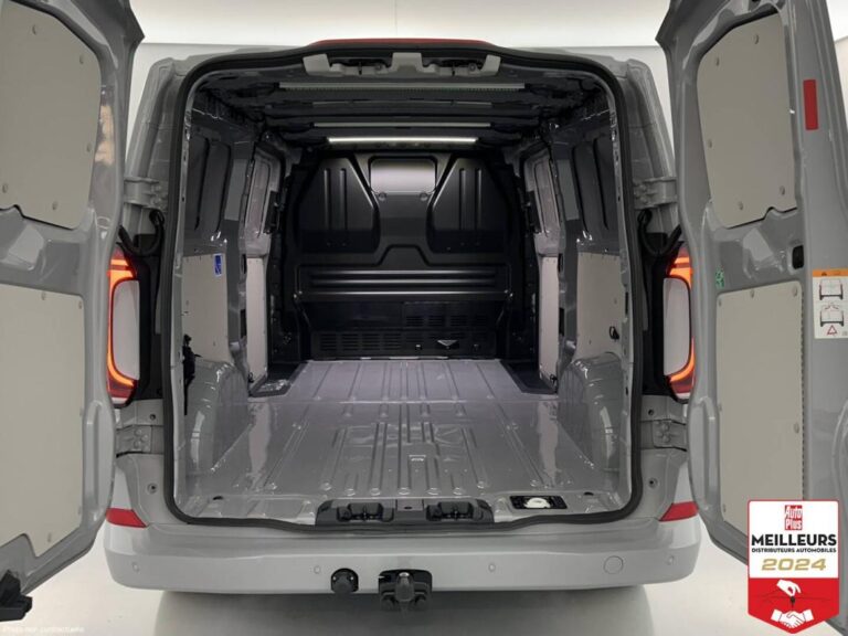 Volkswagen Transporter T7 2.0 TDI 150ch Business BVA8 - Image 09 (July 7, 2026)
