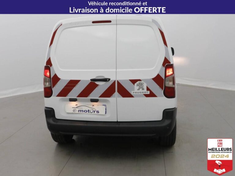 Peugeot Partner FOURGON STANDARD 650 KG ESSENCE 110 PREMIU - Image 06 (July 7, 2026)