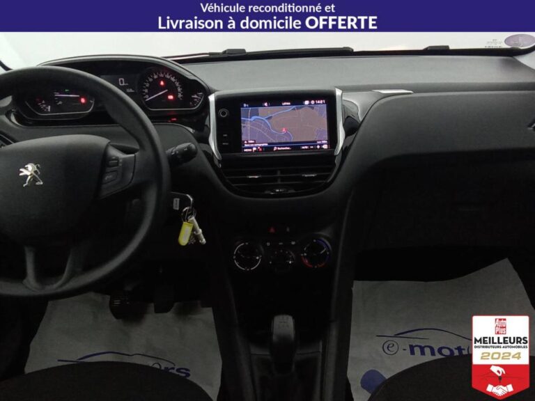 Peugeot 208 Affaire Essence 82 Premium Pack+ 2PL PDC AR - Image 14 (July 7, 2026)