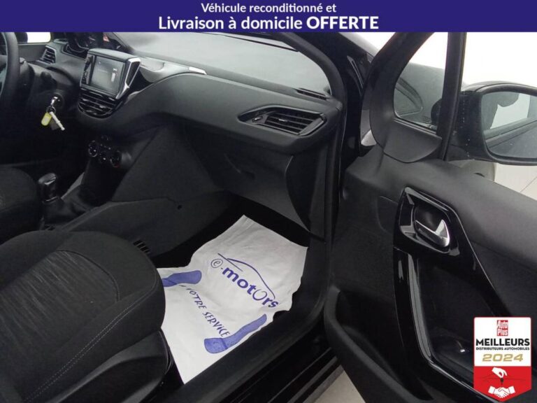 Peugeot 208 Affaire Essence 82 Premium Pack+ 2PL PDC AR - Image 15 (July 7, 2026)
