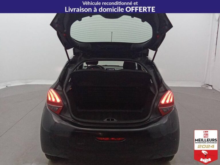 Peugeot 208 Affaire Essence 82 Premium Pack+ 2PL PDC AR - Image 17 (July 7, 2026)