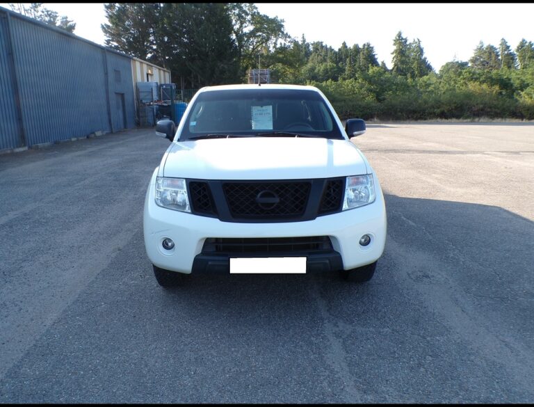 Nissan Navara KIN CAB 2.5 DCI 190 BVM - Image 02 (July 7, 2026)