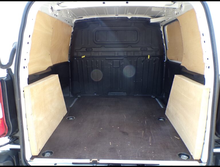 Citroën Berlingo BHDI 100 CLUB BVM - Image 05 (July 7, 2026)