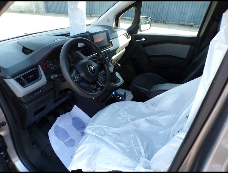 Renault Kangoo BDCI 115 GD CONFORT BVM - Image 08 (July 7, 2026)