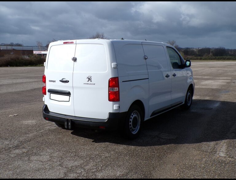 Peugeot Expert BHDI 145 ASPHALT EAT8 - Image 06 (July 7, 2026)