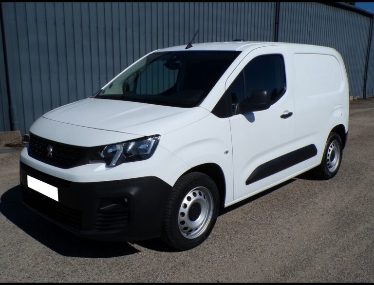 Peugeot Partner BHDI 130 PREMIUM EAT8 - Image 01 (July 7, 2026)