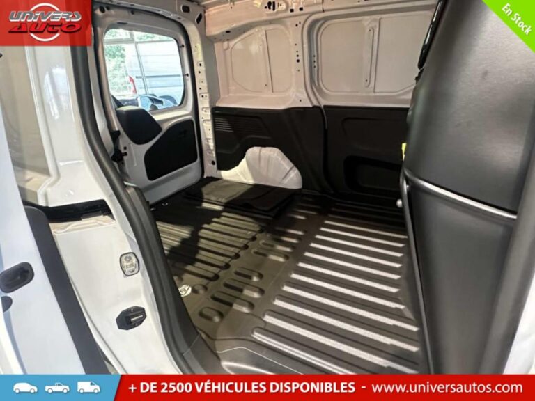Peugeot Partner FOURGON FGN DIESEL 100 CH M MANUELLE - Image 04 (July 7, 2026)