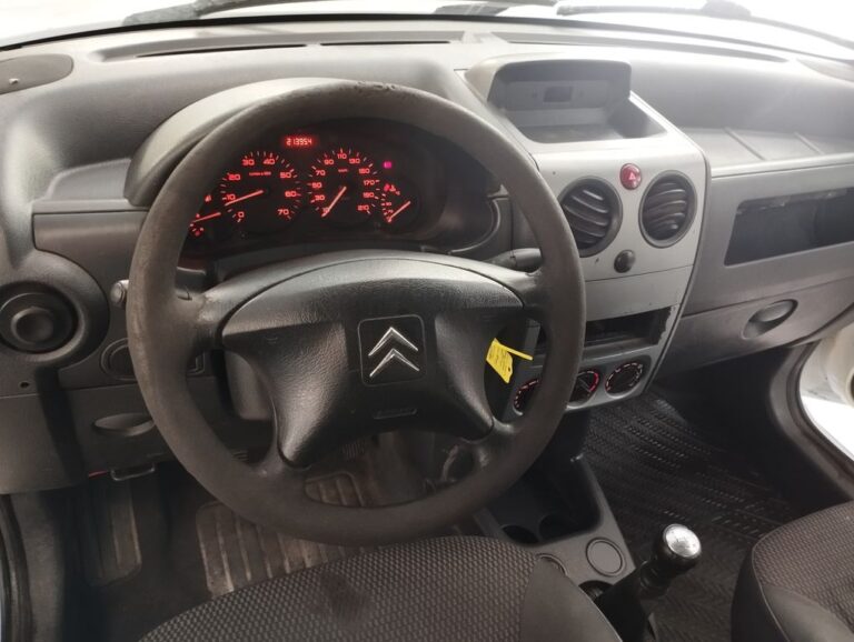 Citroën Berlingo 1.6 HDI 75 FIRST - Image 03 (July 7, 2026)