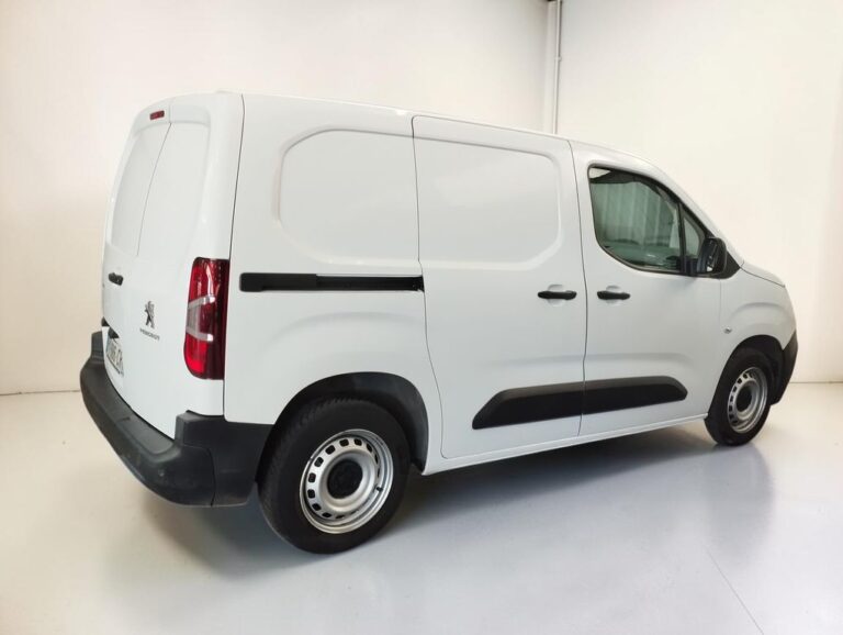 Peugeot Partner STD BLUEHDI 100 STE ASPHALT - Image 07 (July 7, 2026)