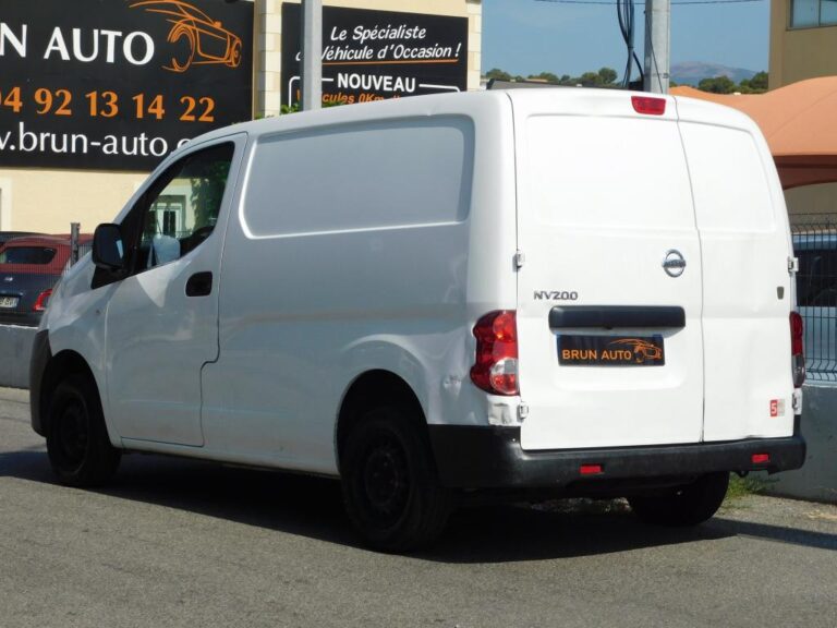 Nissan NV200 FOURGON CA 1.5 DCI 110 BVM6 N-CONNECTA - Image 14 (July 7, 2026)