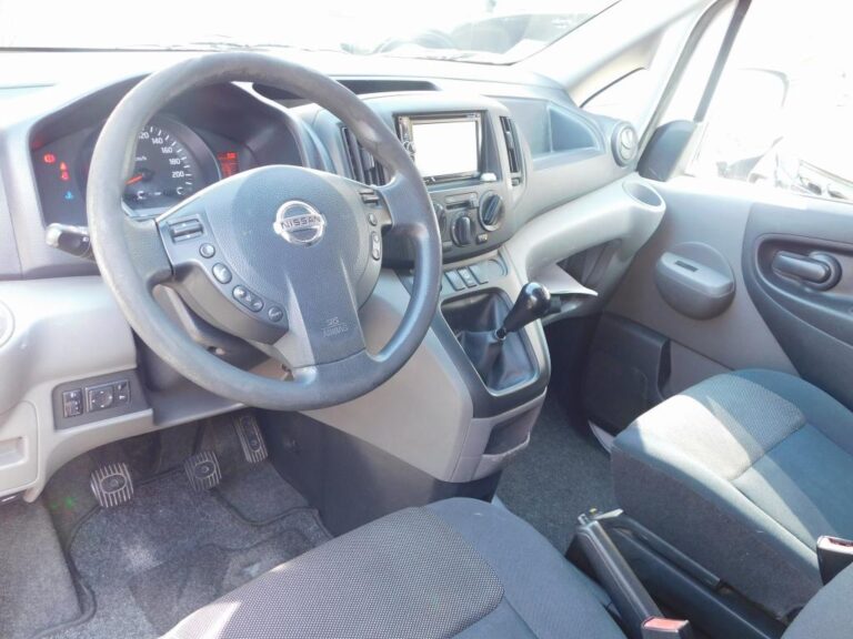 Nissan NV200 FOURGON CA 1.5 DCI 110 BVM6 N-CONNECTA - Image 15 (July 7, 2026)
