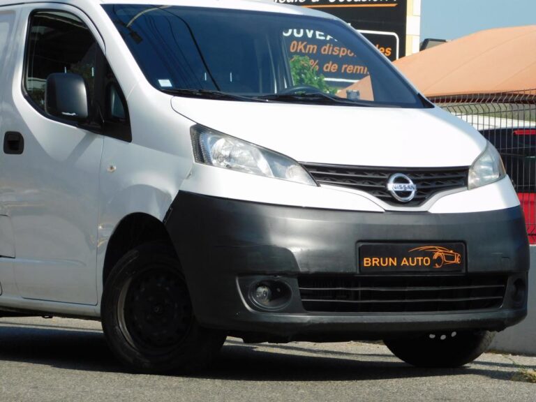 Nissan NV200 FOURGON CA 1.5 DCI 110 BVM6 N-CONNECTA - Image 03 (July 7, 2026)