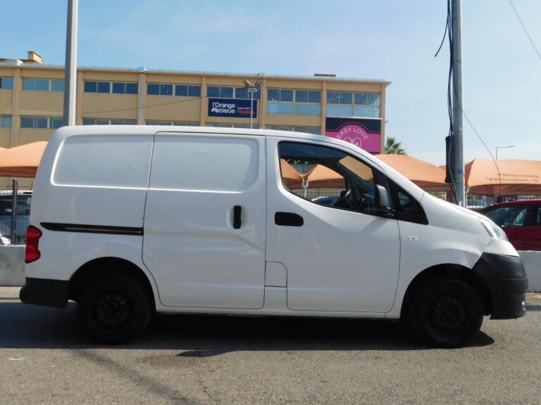 Nissan NV200 FOURGON CA 1.5 DCI 110 BVM6 N-CONNECTA - Image 06 (July 7, 2026)