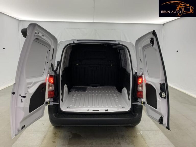 Citroën Berlingo VAN M DIESEL 100 CH MANUELLE - Image 13 (July 7, 2026)