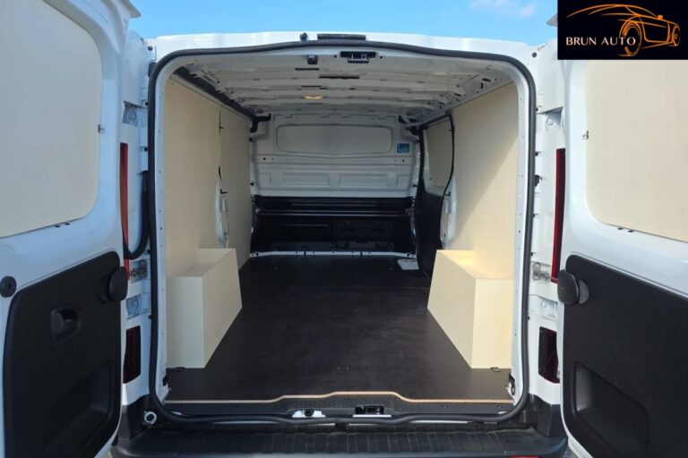 Nissan Primastar FOURGON 3T1 2.0 DCI 150 S BVM N-CONNECTA - Image 11 (July 7, 2026)
