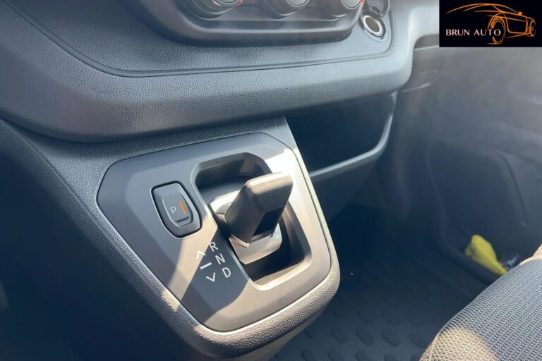 Renault Trafic CABINE APPROFONDIE 3T BLUE DCI 150 AUTO ADVANCE - Image 16 (July 7, 2026)