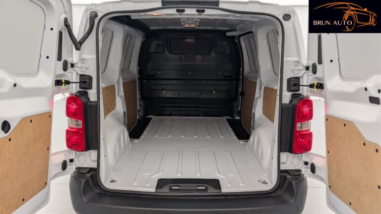 Peugeot Expert Fourgon M BLUEHDI 120 S BVM6 - Image 11 (July 7, 2026)