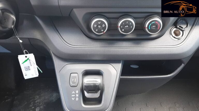 Renault Trafic CABINE APPROFONDIE 3T BLUE DCI 150 AUTO ADVANCE - Image 17 (July 7, 2026)