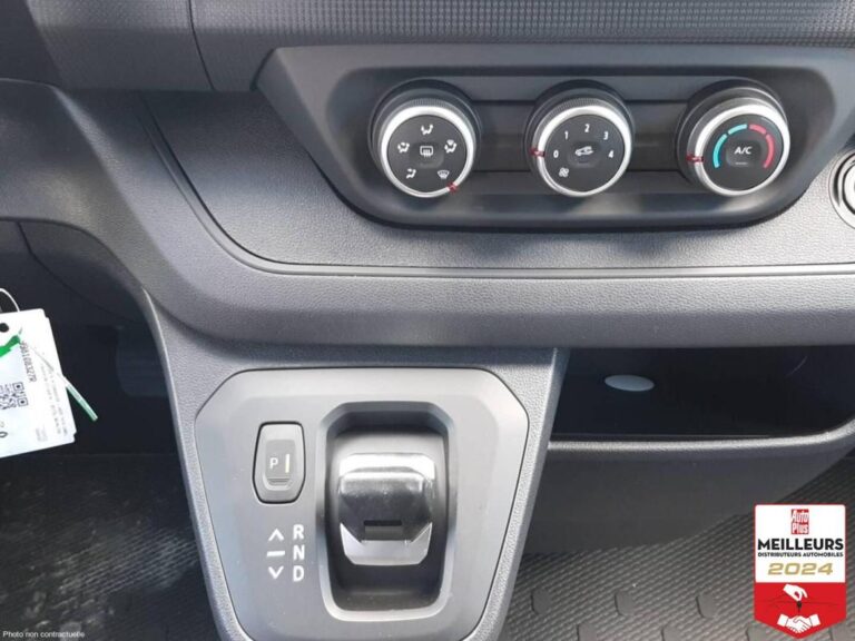 Renault Trafic CABINE APPROFONDIE 3T BLUE DCI 150 AUT - Image 17 (July 7, 2026)