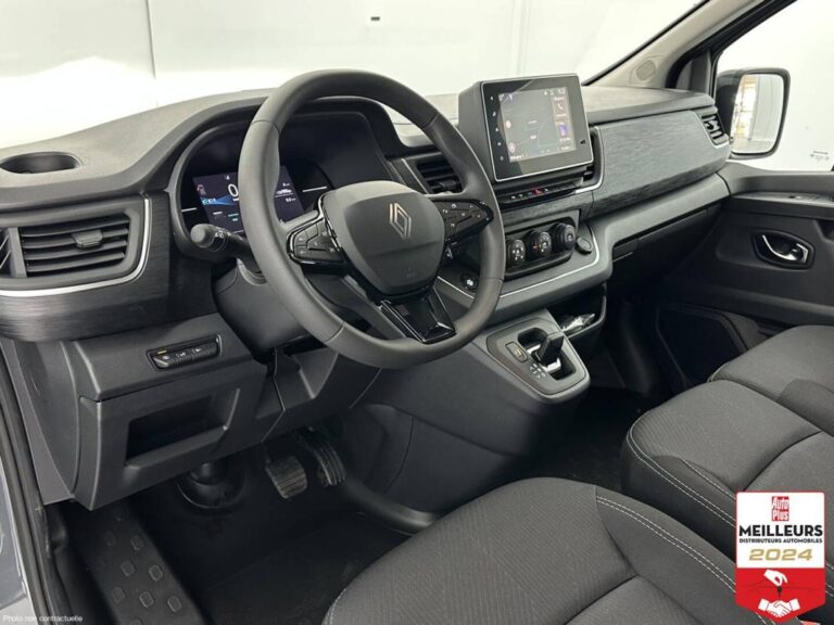 Renault-Trucks Trafic COMBI 2.0 Blue dCi 150ch RED Edition B - Image 06 (July 7, 2026)