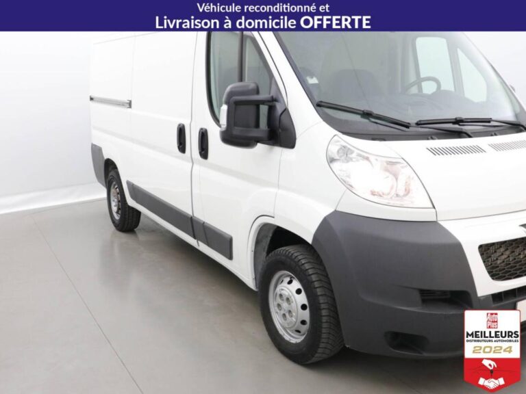 Peugeot Boxer FOURGON TOLE 333 2.2 HDi 110 FAP – CONFORT - Image 03 (July 7, 2026)