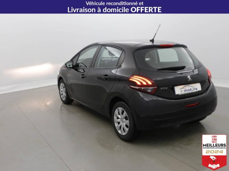 Peugeot 208 Affaire Essence 82 Premium Pack+ 2PL PDC AR - Image 07 (July 7, 2026)
