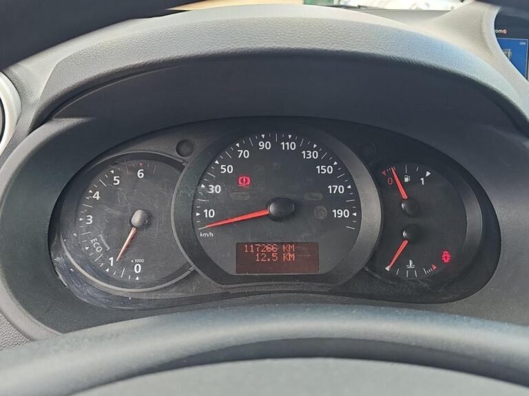 Nissan NV250 FOURGON L1 DCI 95 N-CONNECTA - Image 15 (July 7, 2026)
