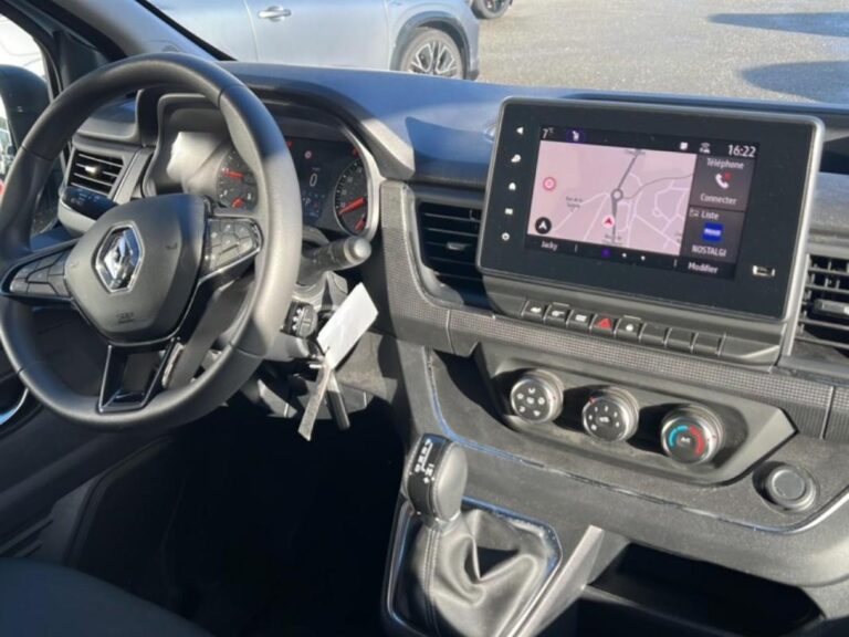 Renault Trafic CABINE APPROFONDIE CA 3000 KG BLUE DCI 170 EDC GRAND CONFORT - Image 17 (July 7, 2026)