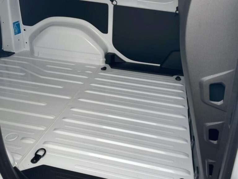Renault Kangoo Van FG TOLE BLUE DCI 115 L1 GSR2 EXTRA - Image 12 (July 7, 2026)