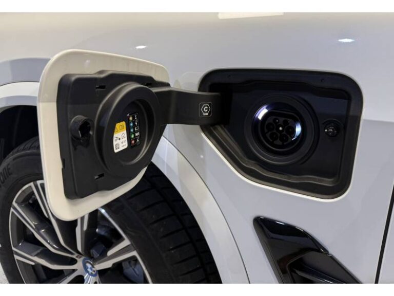 BMW X5 xDrive50e 489 ch BVA8 M Sport - Image 14 (July 7, 2026)