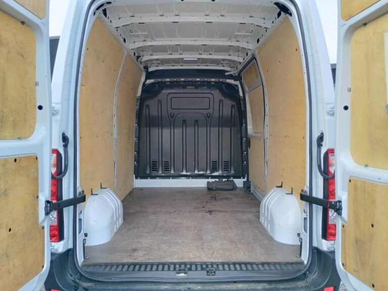 Renault Master FOURGON FGN TRAC F3500 BLUE DCI 135 CONFORT - Image 16 (July 7, 2026)