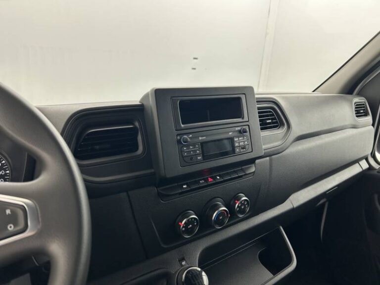 Renault Master FOURGON FGN TRAC F3500 BLUE DCI 135 CONFORT - Image 12 (July 7, 2026)