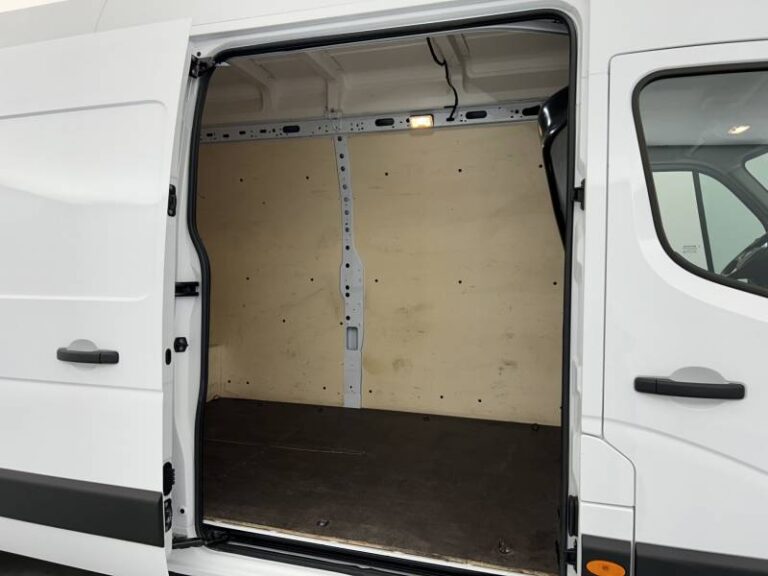 Renault Master FOURGON FGN TRAC F3500 BLUE DCI 135 CONFORT - Image 16 (July 7, 2026)