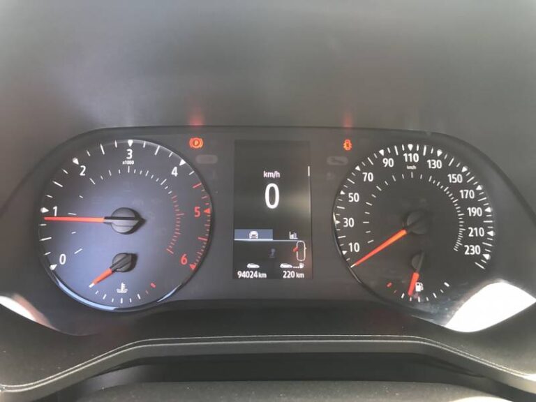 Renault Clio SOCIETE BLUE DCI 85 AIR - Image 10 (July 7, 2026)
