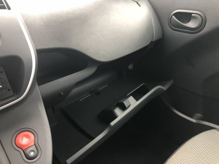 Renault Kangoo Express GRAND CONFORT BLUE DCI 115 - Image 17 (July 7, 2026)