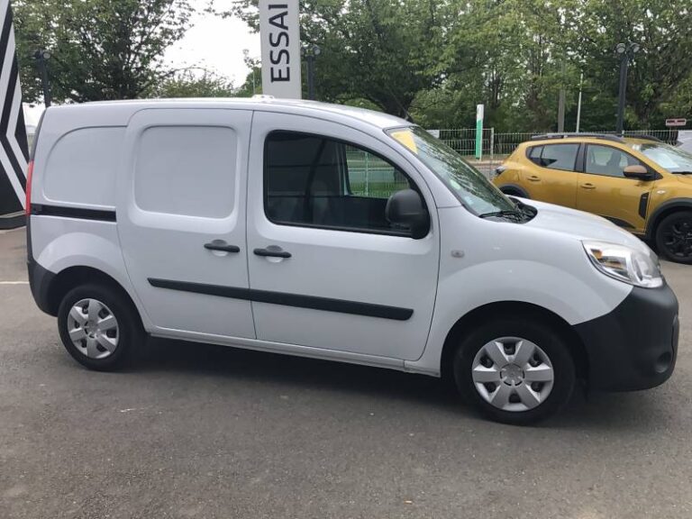 Renault Kangoo Express GRAND CONFORT BLUE DCI 115 - Image 04 (July 7, 2026)