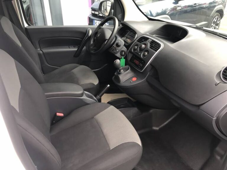 Renault Kangoo Express GRAND CONFORT BLUE DCI 115 - Image 09 (July 7, 2026)