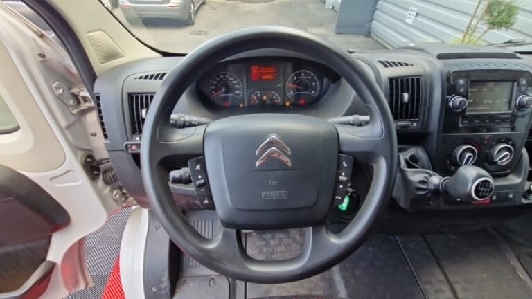 Citroën Jumper 33 BLUEHDI 120 BVM6 DRIVER - Image 13 (July 7, 2026)