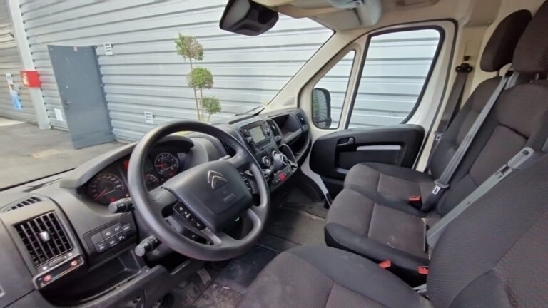Citroën Jumper 33 BLUEHDI 120 BVM6 DRIVER - Image 09 (July 7, 2026)