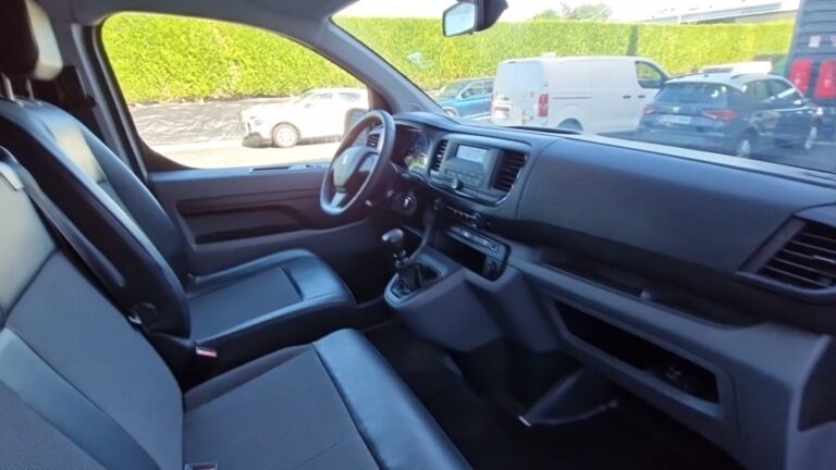 Peugeot Expert FOURGON tole standard bluehdi 100 ss bvm6 premium - Image 04 (July 7, 2026)