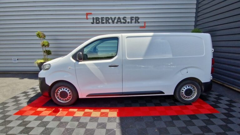 Peugeot Expert FOURGON tole standard 1.5 bluehdi 120 ss bvm6 premium - Image 01 (July 7, 2026)