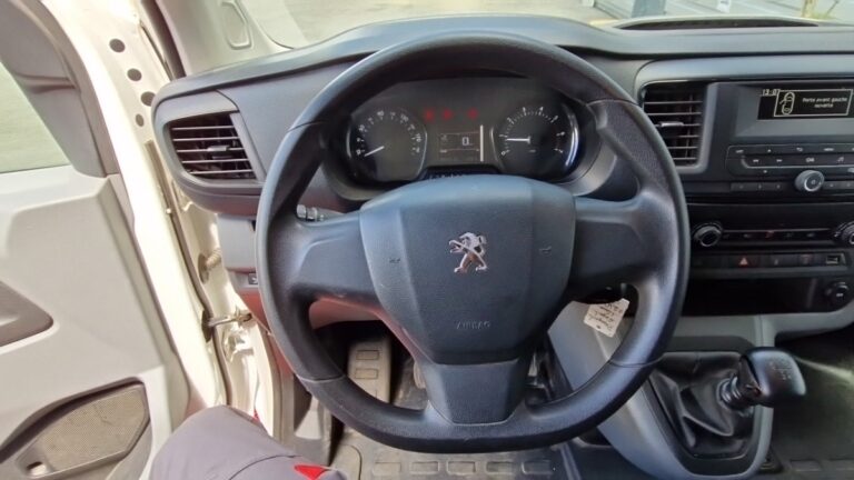Peugeot Expert FOURGON tole standard 1.5 bluehdi 120 ss bvm6 premium - Image 12 (July 7, 2026)