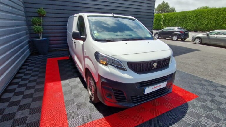 Peugeot Expert FOURGON tole standard 1.5 bluehdi 120 ss bvm6 premium - Image 03 (July 7, 2026)
