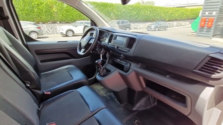 Peugeot Expert FOURGON tole standard 1.5 bluehdi 120 ss bvm6 premium - Image 04 (July 7, 2026)