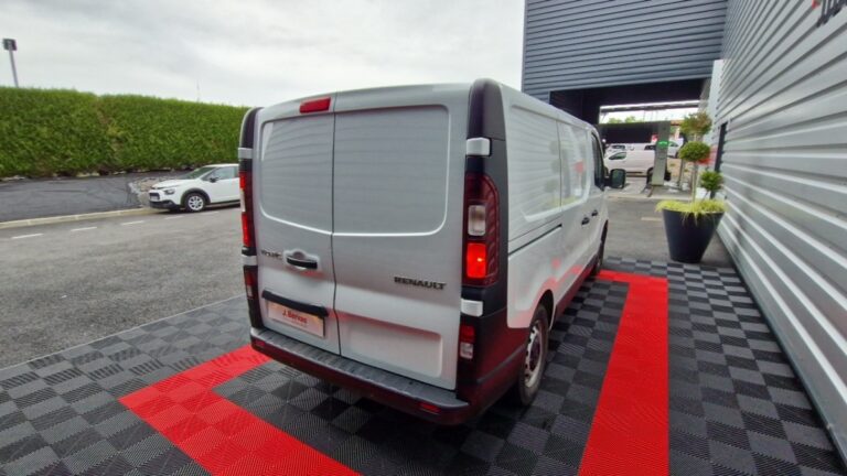 Renault Trafic FOURGON 2800 kg blue dci 170 edc grand confort - Image 07 (July 7, 2026)