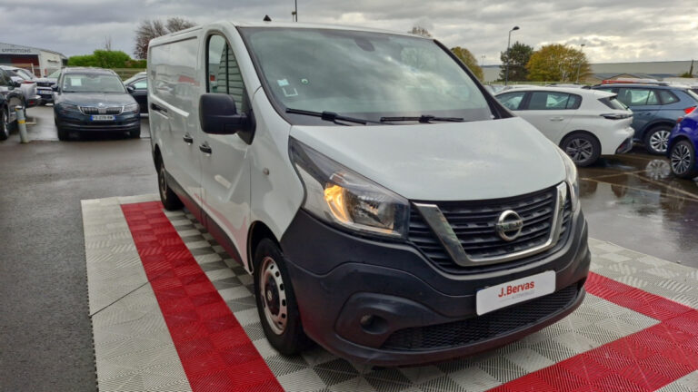 Nissan NV300 3T0 2.0 DCI 170 S/S DCT OPTIMA - Image 03 (July 7, 2026)