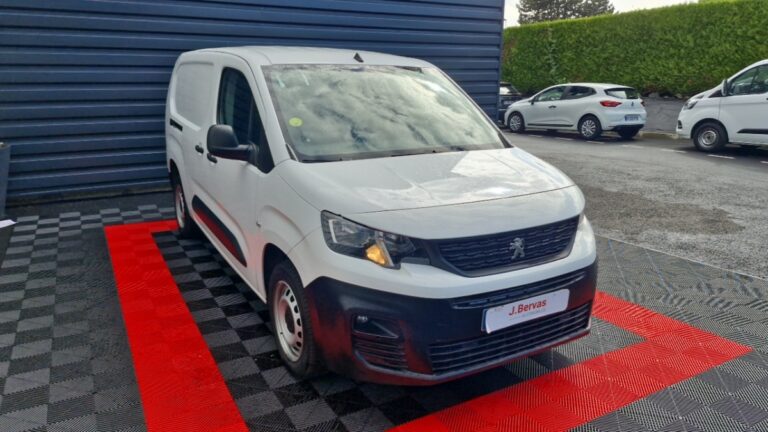 Peugeot Partner FOURGON LONG 950 KG BLUEHDI 100 SS BVM5 PREMIUM - Image 03 (July 7, 2026)