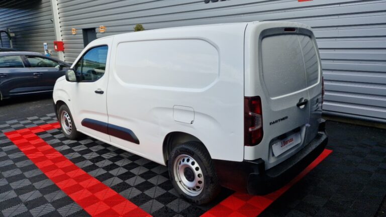 Peugeot Partner FOURGON LONG 950 KG BLUEHDI 100 SS BVM5 PREMIUM - Image 08 (July 7, 2026)