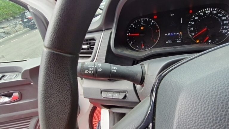 Renault Trafic FOURGON 3000 kg blue dci 130 grand confort - Image 12 (July 7, 2026)
